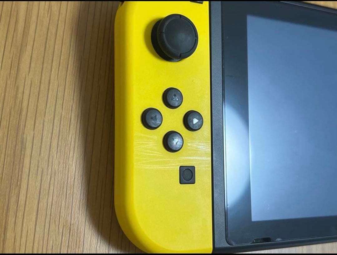 【限定版】Nintendo Switch フォートナイトデザイン本体セット