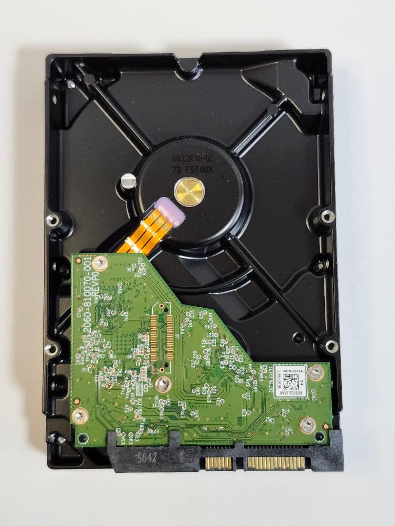WD Red Plus 4TB NAS用ハードドライブ