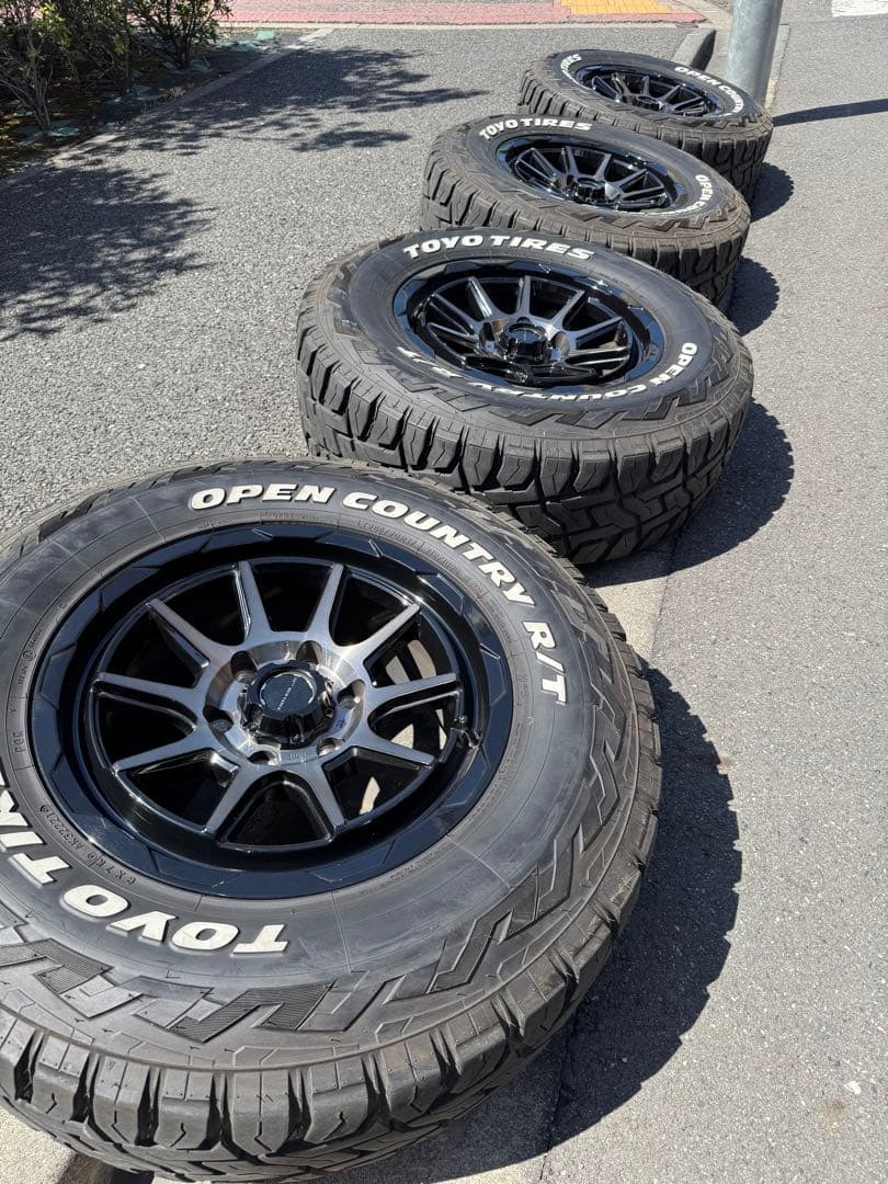 150プラド ハイラックス 265/70R17 マッドヴァンス06