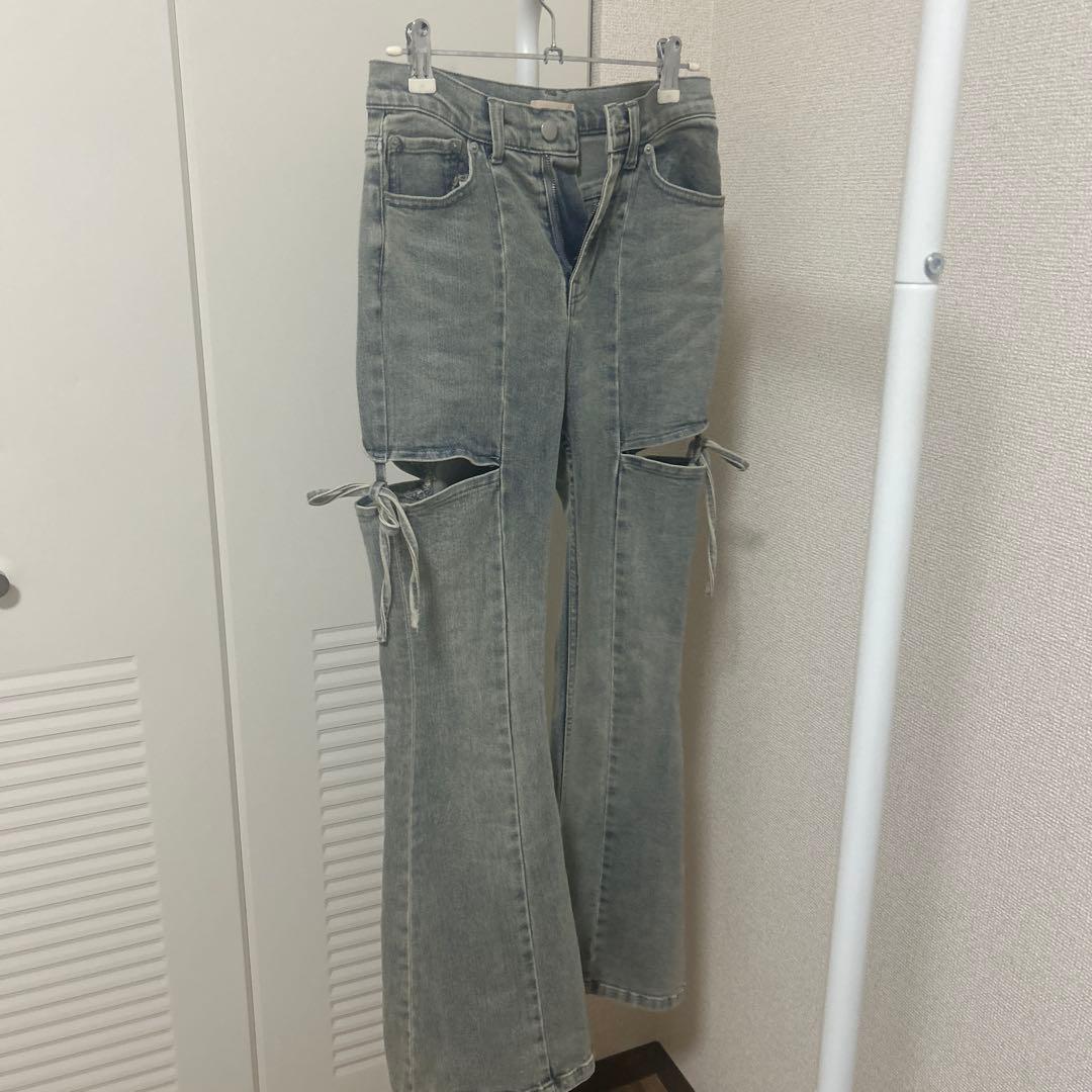 RESEXXY カットアウトリボンデニムパンツ　ライトブルー　XS