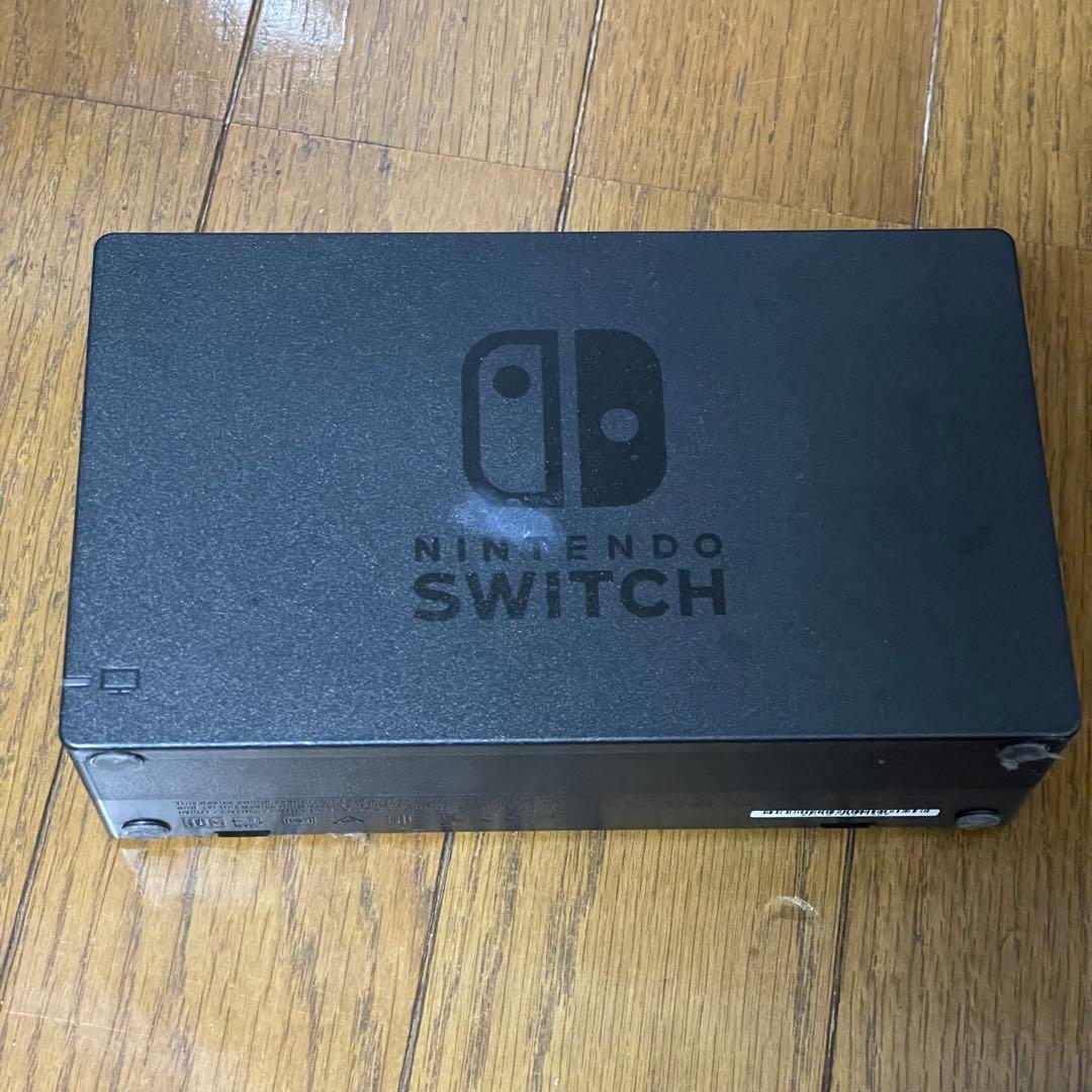 Nintendo Switch 本体　周辺機器付属