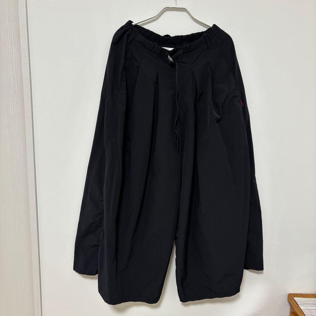 GRAMICCI フレアパンツ（ブラック）とグラミチTシャツ　2点セット
