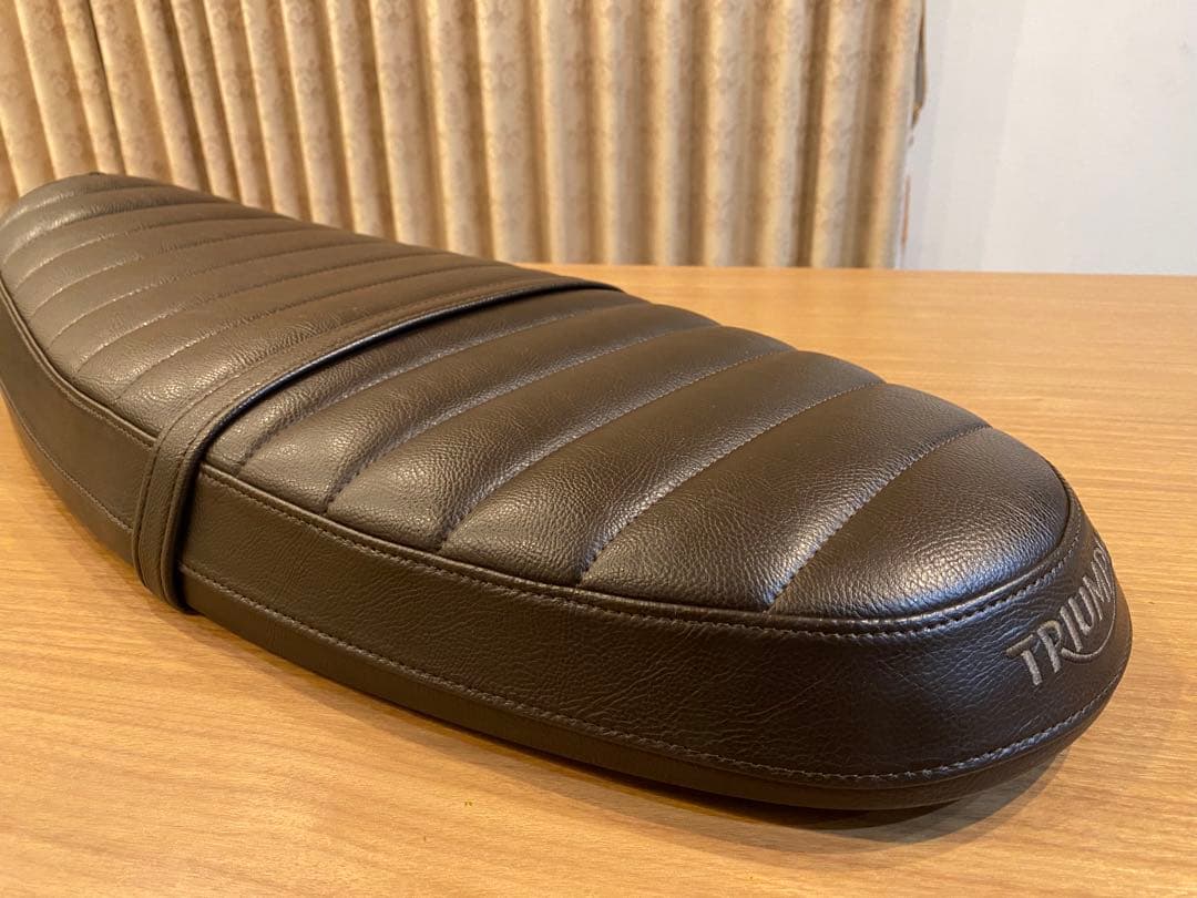 トライアンフ 純正オプション ベンチシート ブラウン