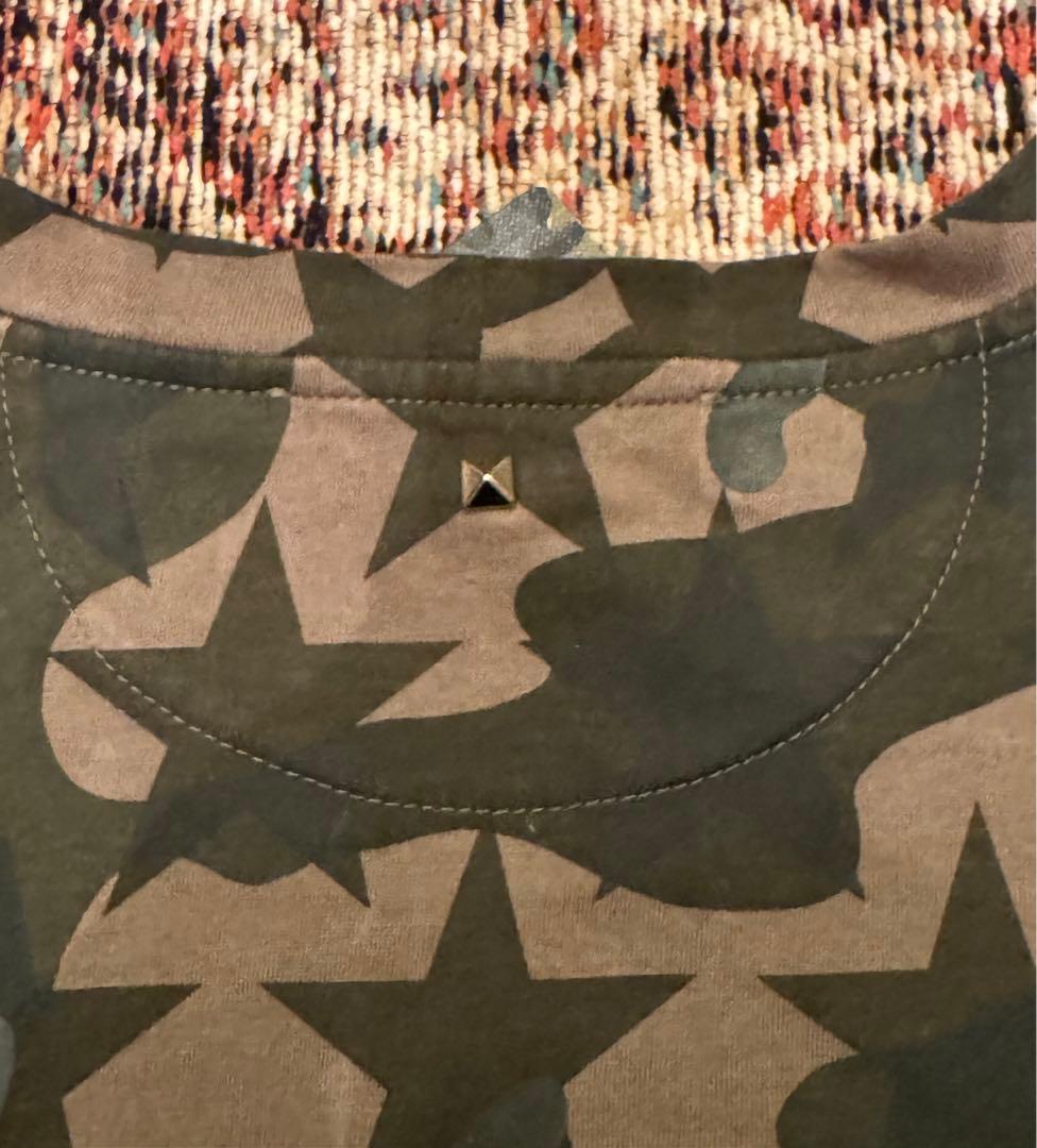 新品未使用VALENTINO ヴァレンティノ スターカモフラージュ迷彩 Tシャツ
