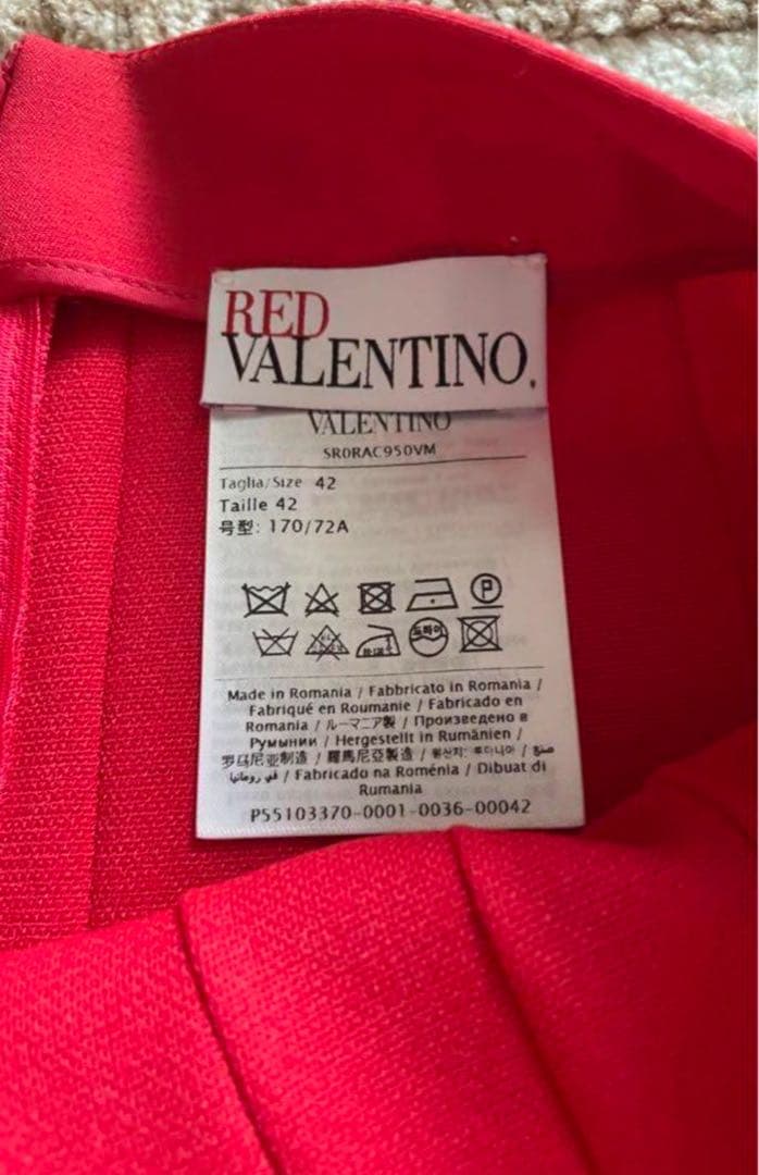 Red Valentino レッドヴァレンティノ新品未使用タグ付き　赤　スカート