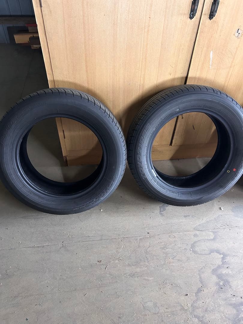 Toyo Proxes 205 60 R16 サマータイヤ　ボクシー　ノア