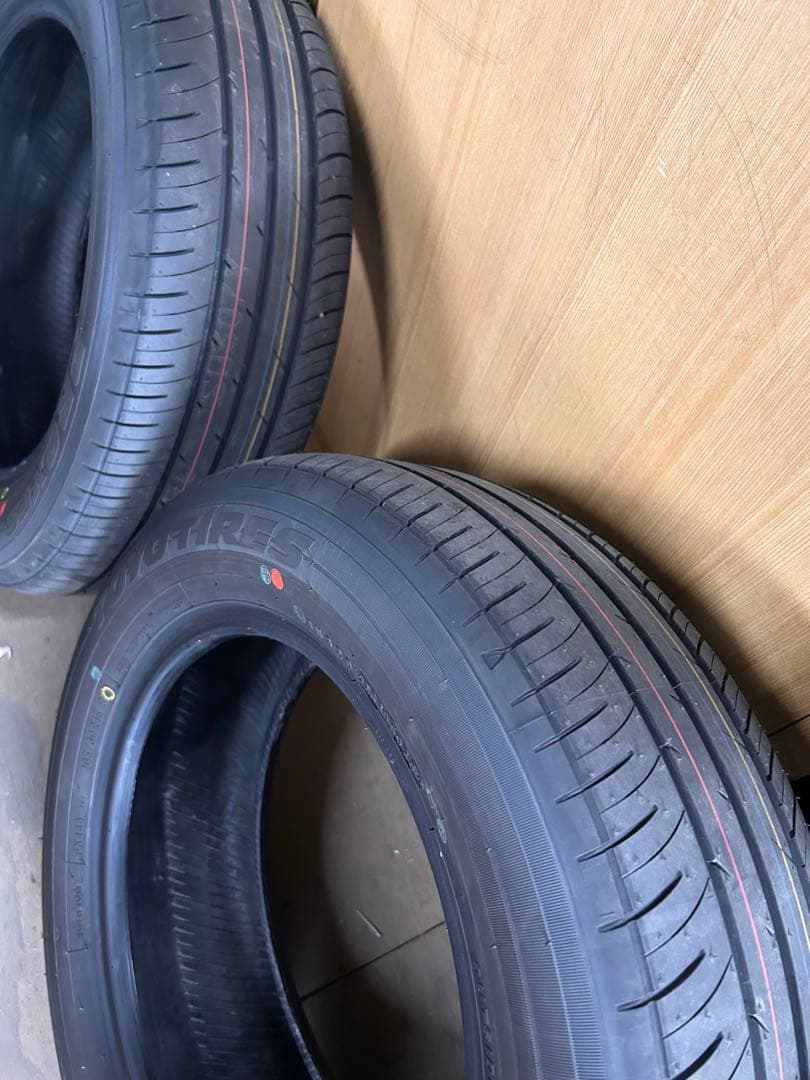 Toyo Proxes 205 60 R16 サマータイヤ　ボクシー　ノア