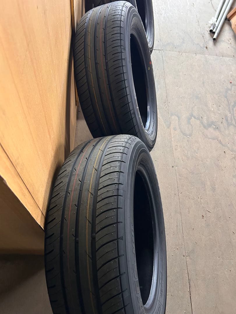 Toyo Proxes 205 60 R16 サマータイヤ　ボクシー　ノア
