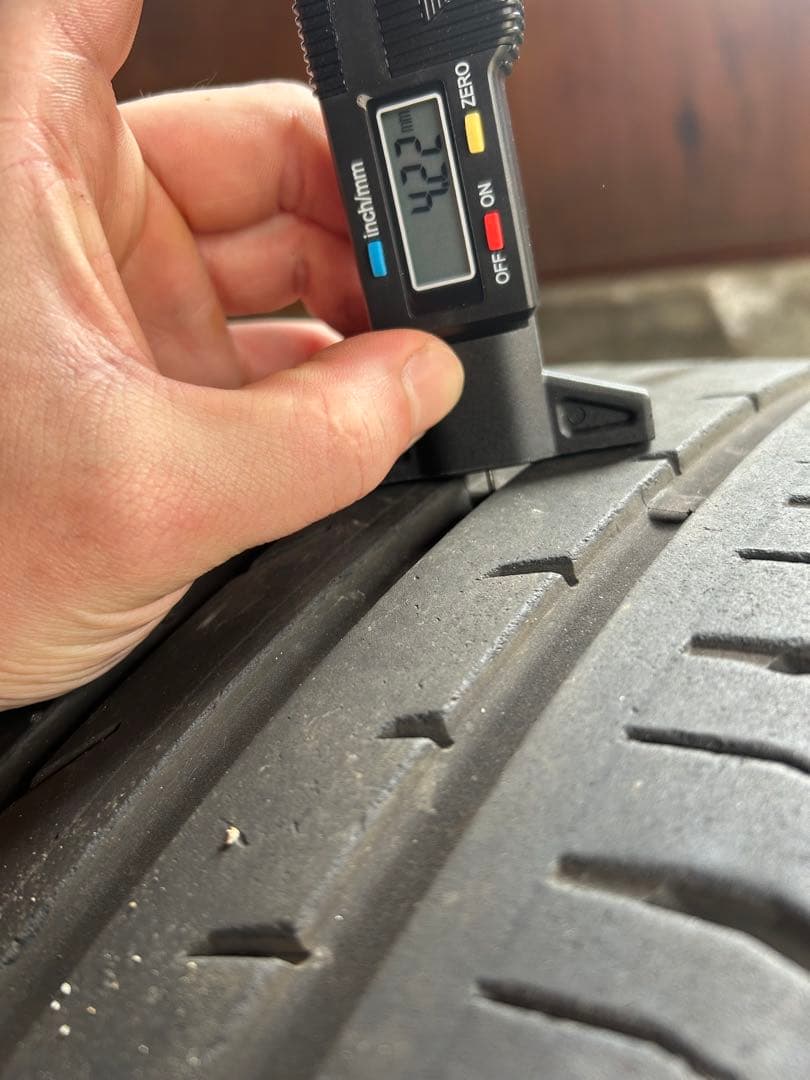 225/50R17コンチネンタル4本セット　レヴォーグ、ゴルフなど ②