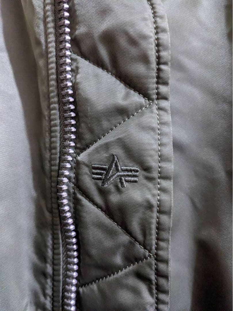 美品　ALPHA INDUSTRIES MA-1 フライトジャケット