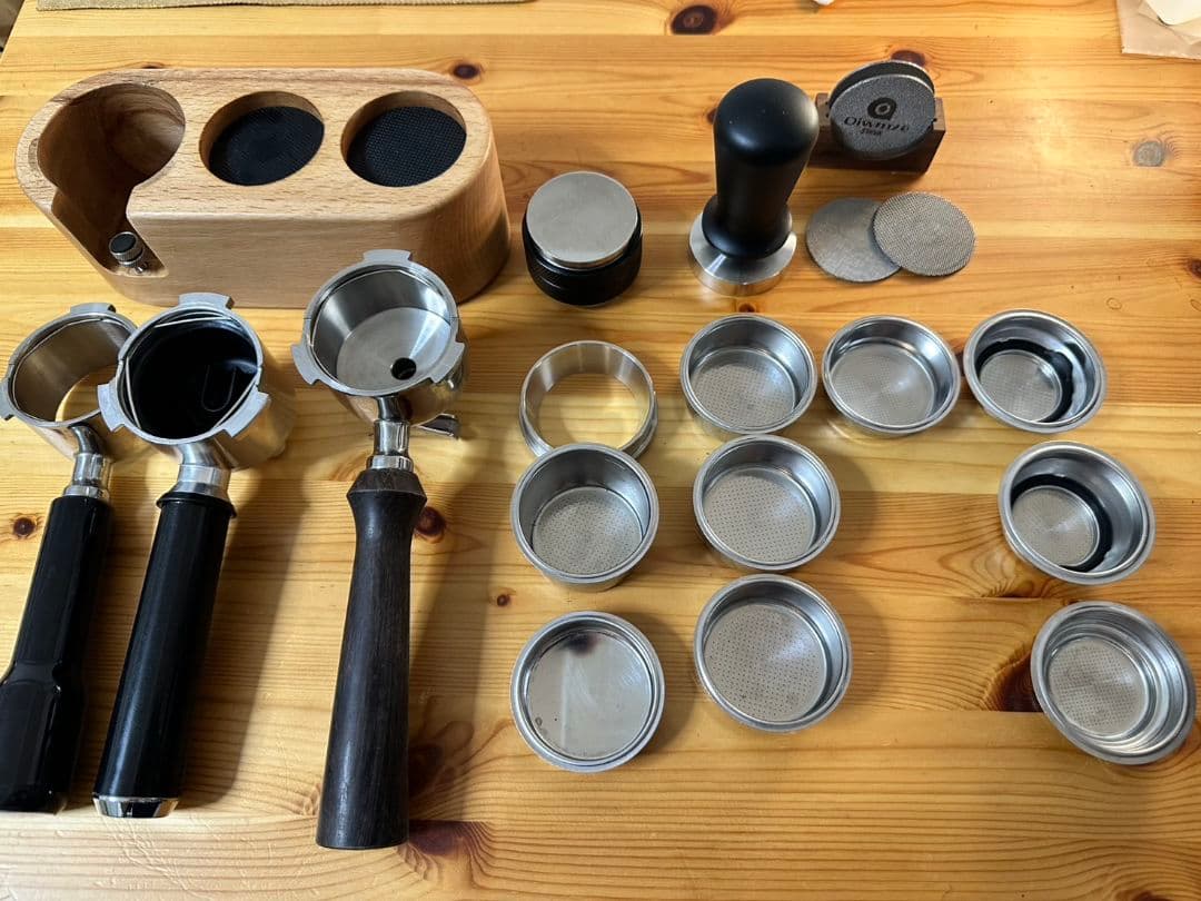 付属品多数つき！De'Longhi エスプレッソマシン EC680