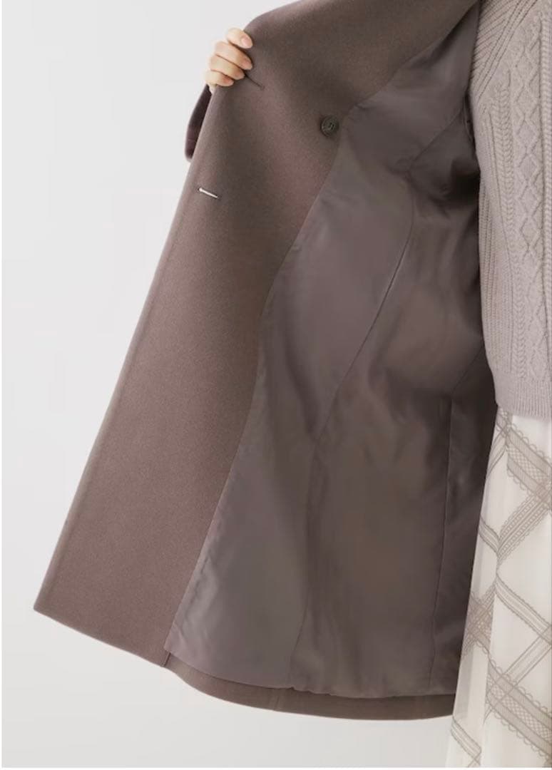 Couture Broochワールド【新品未使用】ベーシックチェスターコートLL