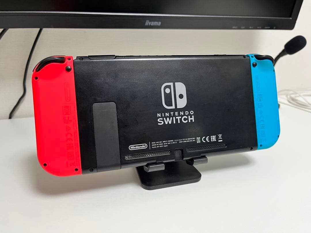 Nintendo Switch 本体 + Joy-Con R&L