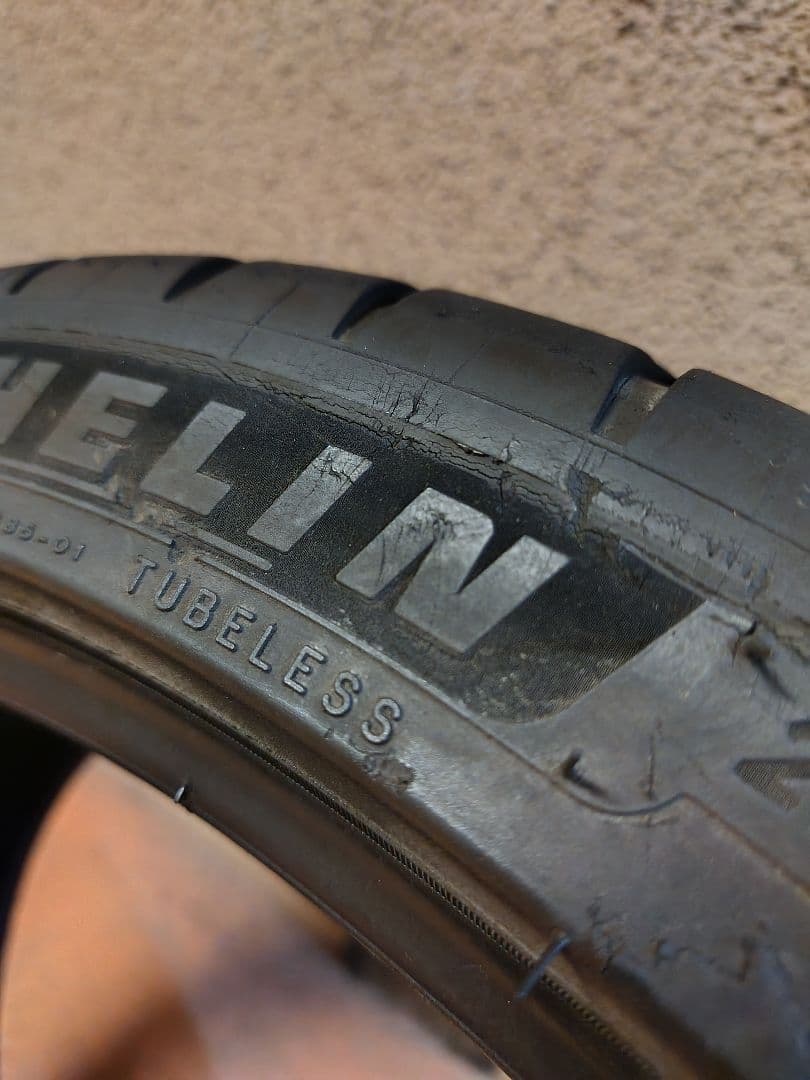 まこつ225/40/R18 ミシュラン　PILOTSPORT4　2本①