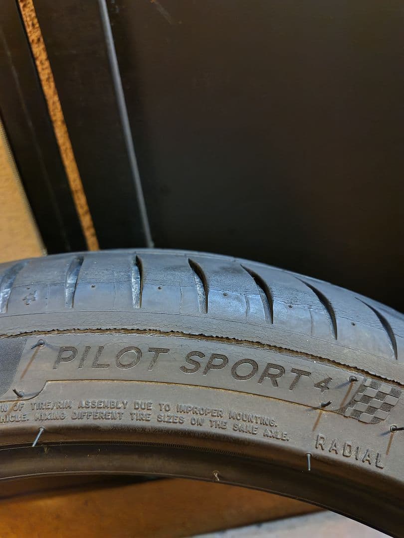 まこつ225/40/R18 ミシュラン　PILOTSPORT4　2本①