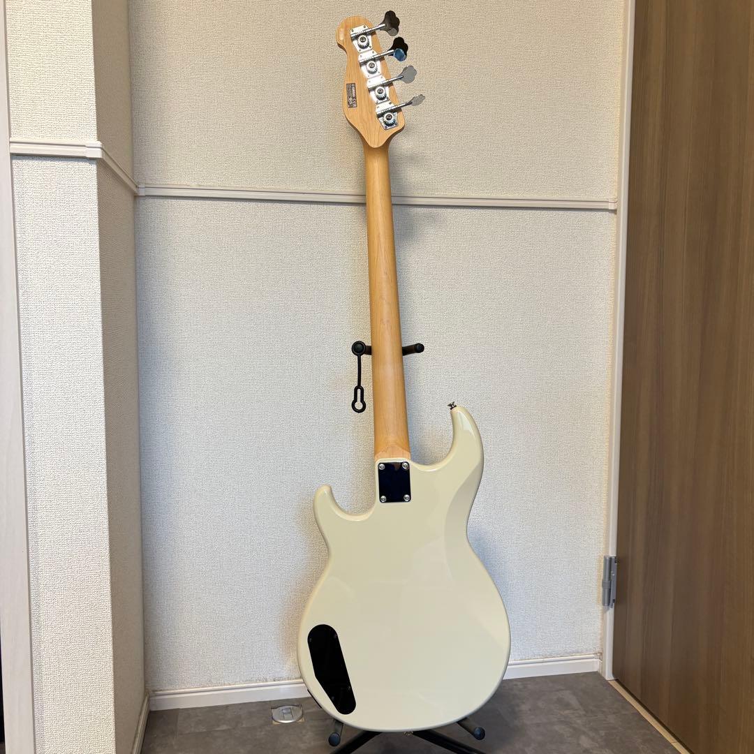 YAMAHA BB234 ヴィンテージホワイト 純正ケース付き