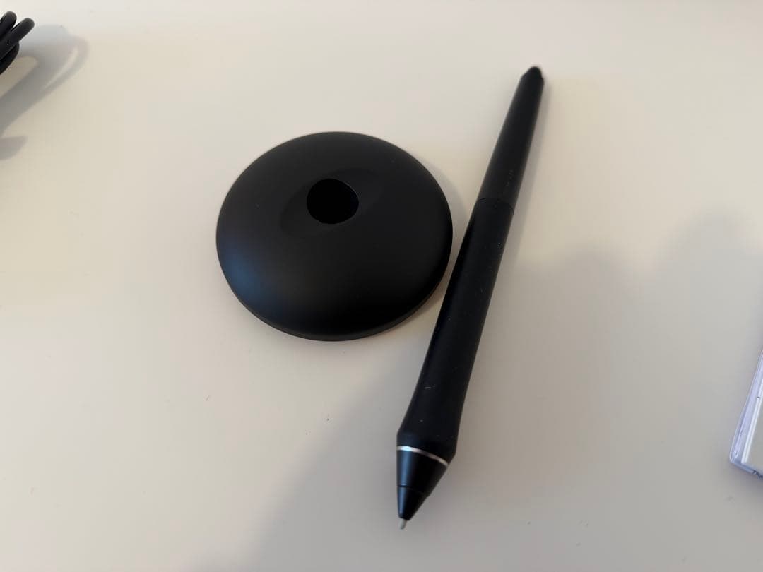 液タブ・ペンタブ Wacom PTH460K0D Wacom Intuos Pro Small