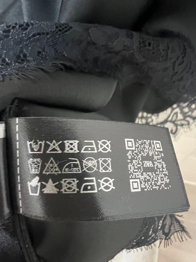 レースキャミソール　ZARA