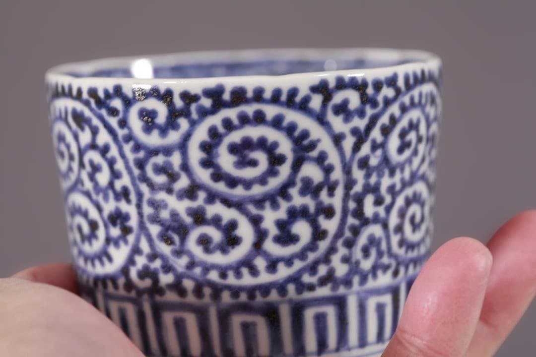 616 古伊万里大振染付蛸唐草蕎麦猪口　無傷美品　幕末