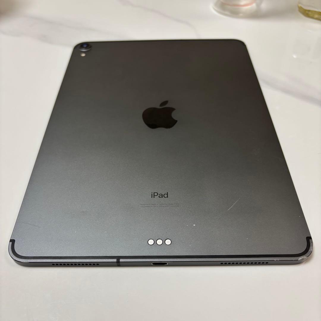 藤*本様 【ジャンク】 iPad pro11インチ 第1世代 256GB セルラ