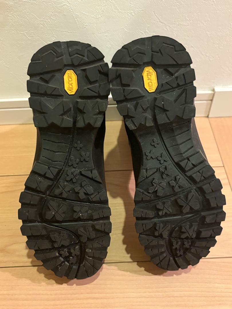 AULA AILA レザー ブーツ vibramソール