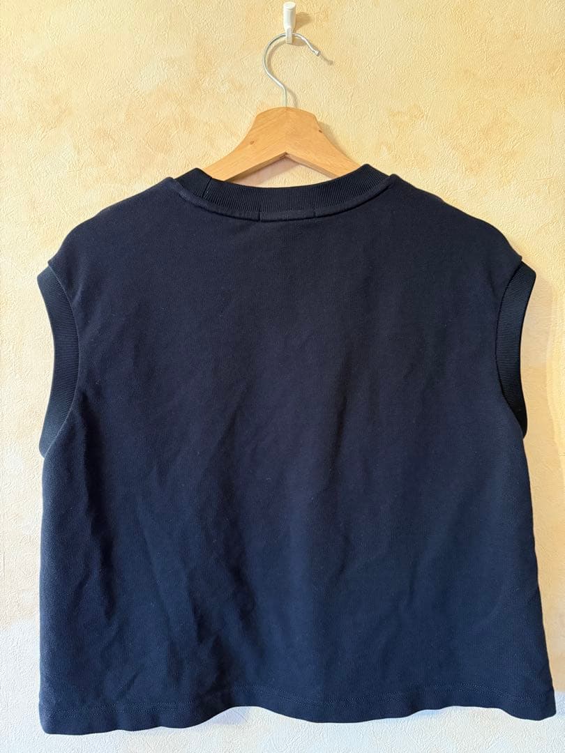 FRED PERRYノースリーブピケTシャツ