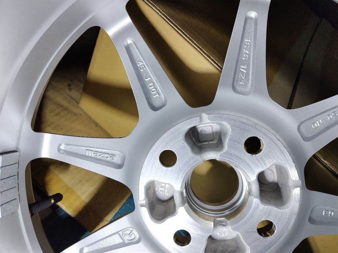 新車外しNDロードスター用純正ホイール4本、希少な初期ＮＲ－Ａ用シルバー　2個口