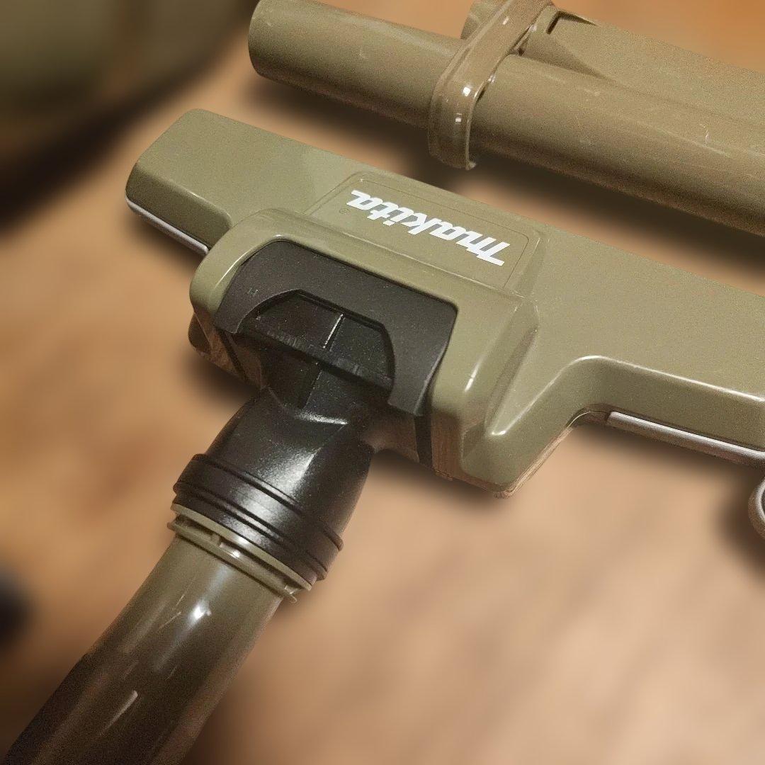 Makita V40スティッククリーナー本体 充電器付き CL003G