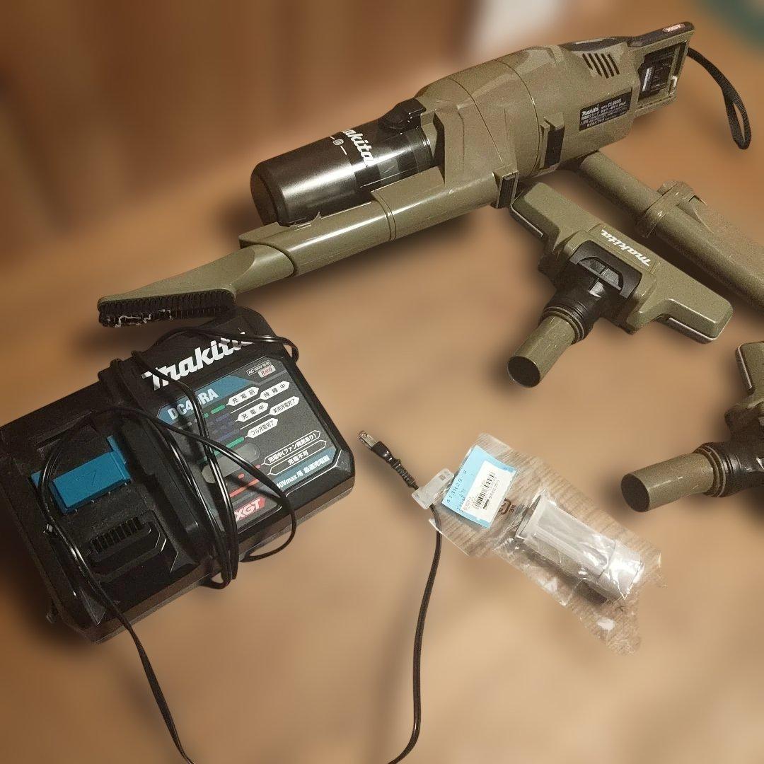 Makita V40スティッククリーナー本体 充電器付き CL003G