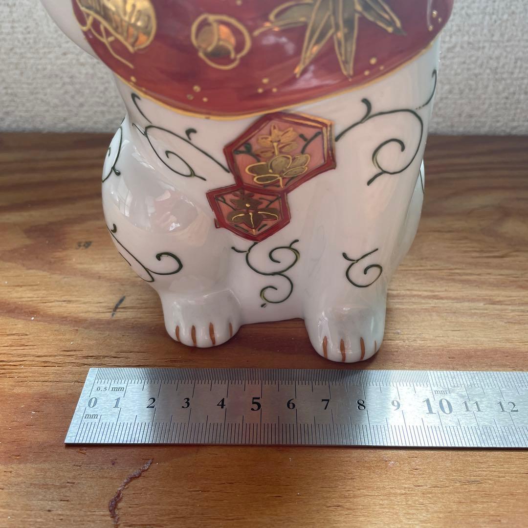 招き猫　伊万里焼