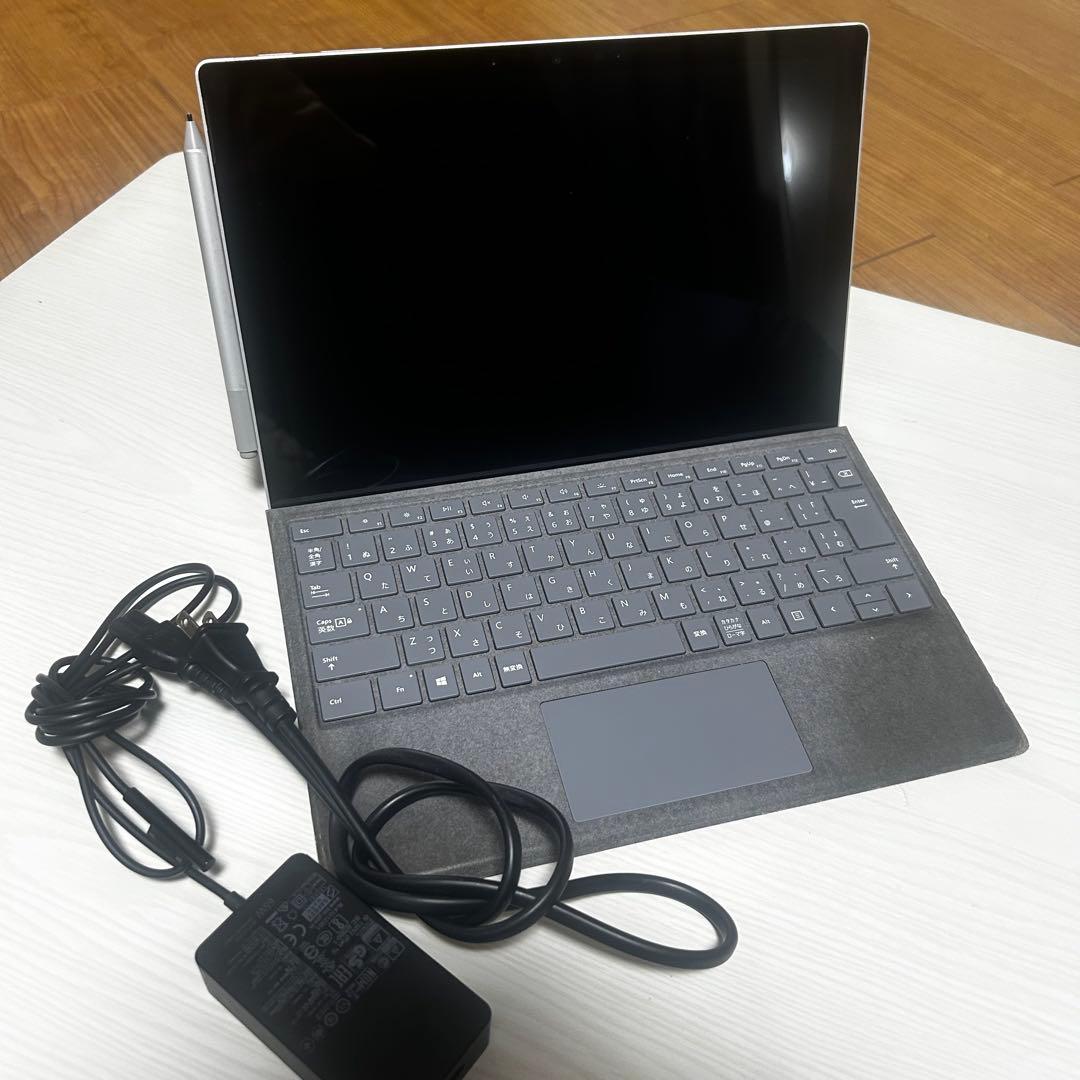 Microsoft Surface Pro 本体 + キーボード + アダプター