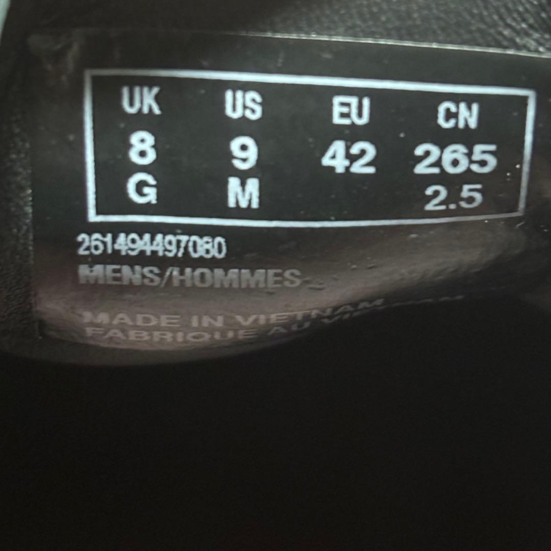【新品未使用】CLARKS ワラビー ゴアテックス Vibram 26.5