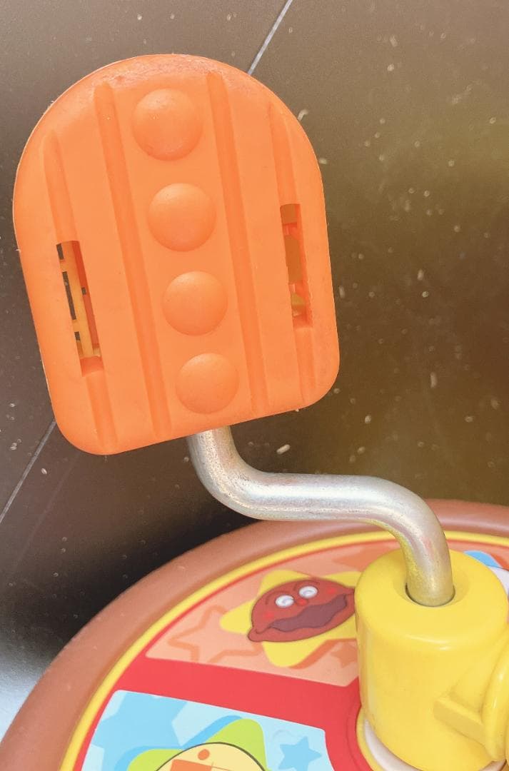 【送料込み】アンパンマン三輪車アドバンスＧＯＯ