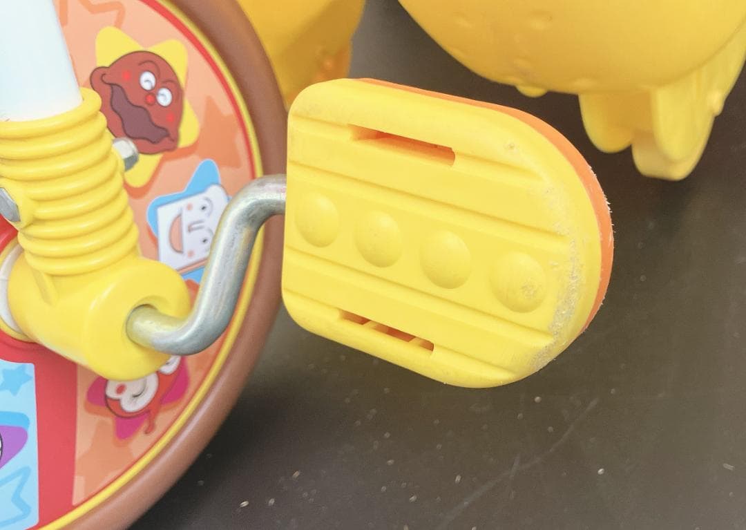【送料込み】アンパンマン三輪車アドバンスＧＯＯ