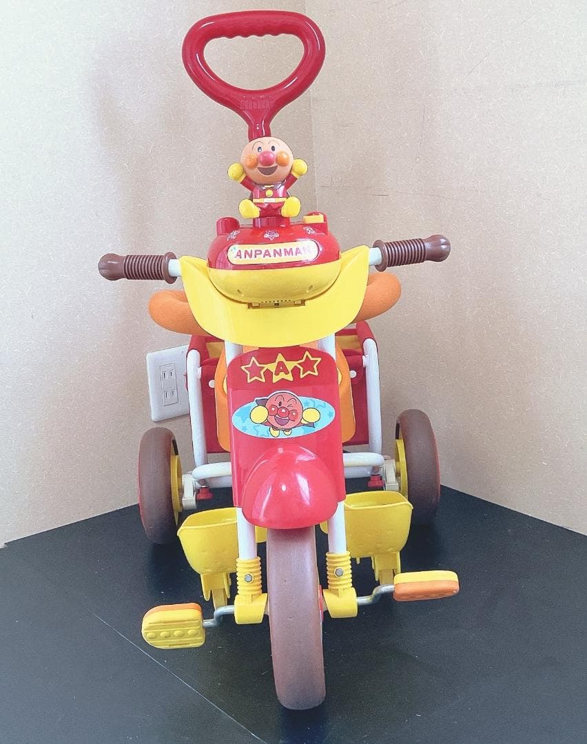 【送料込み】アンパンマン三輪車アドバンスＧＯＯ