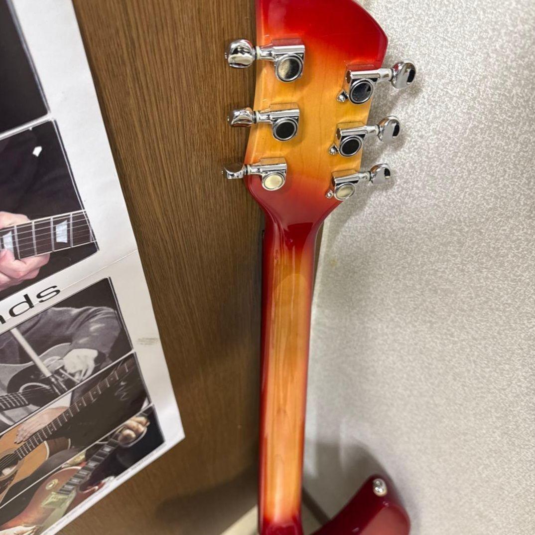 Rickenbacker 330 タイプ 　エレキギター レッドグラデーション