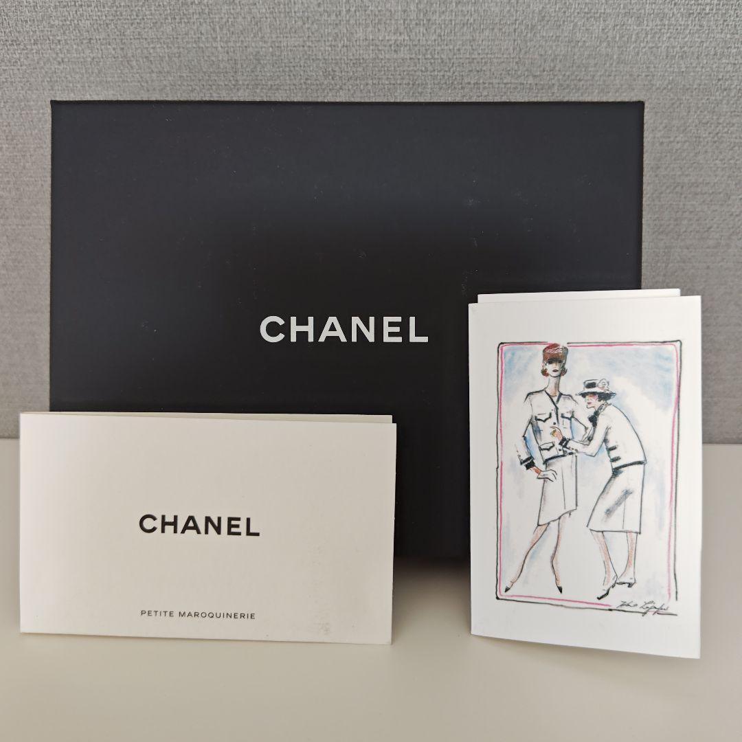 CHANEL　二つ折り　財布