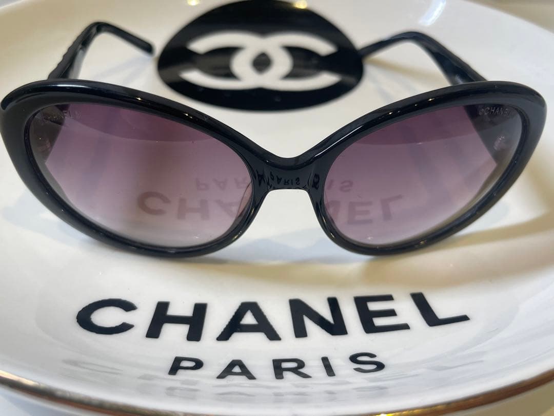 【極美品】CHANEL マトラッセ ラウンド サングラス ブラック