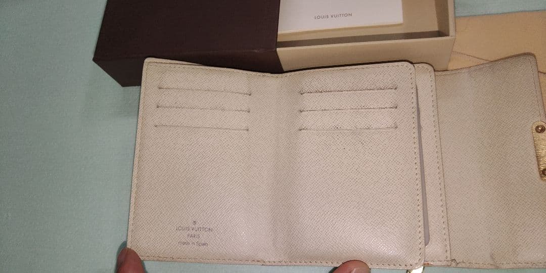 LOUIS VUITTON 二つ折り財布 ダミエ