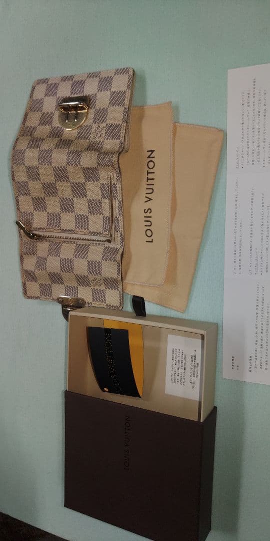 LOUIS VUITTON 二つ折り財布 ダミエ