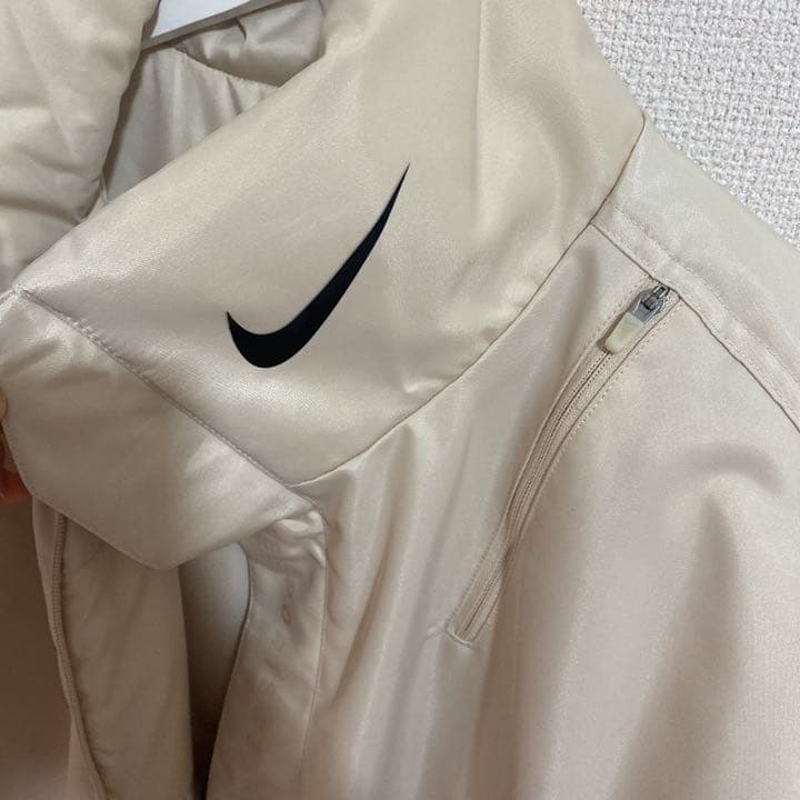 NIKE コート