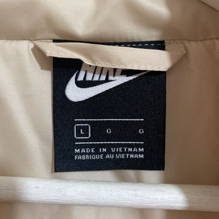NIKE コート