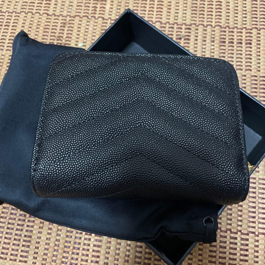 YSL ブラック 二つ折り財布