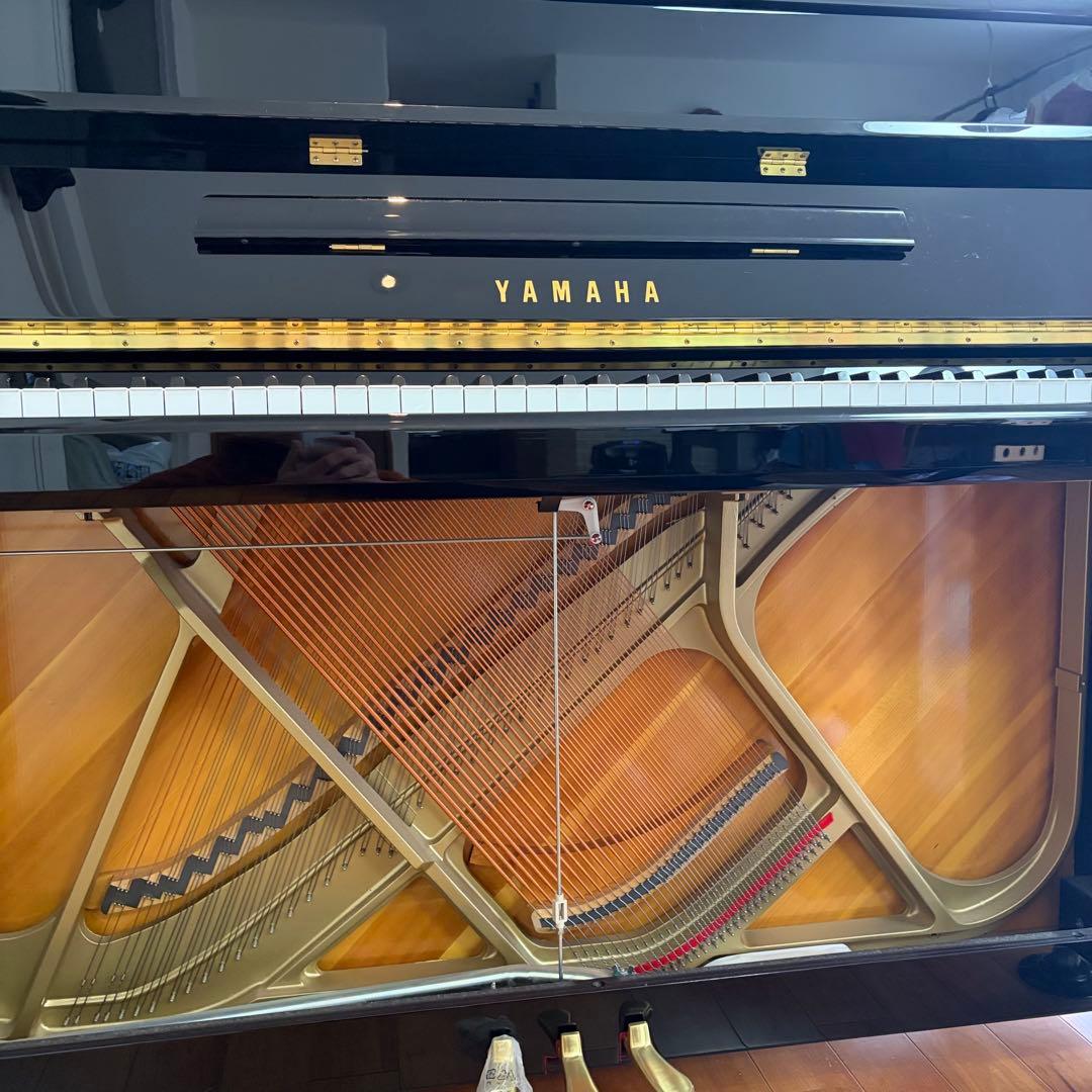 YAMAHAピアノ　b113 メトロノーム、椅子付き