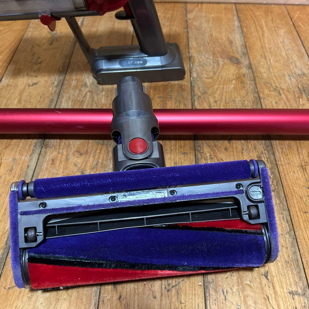 Dyson SV12 コードレス掃除機 各種アタッチメント付き　ジャンク品