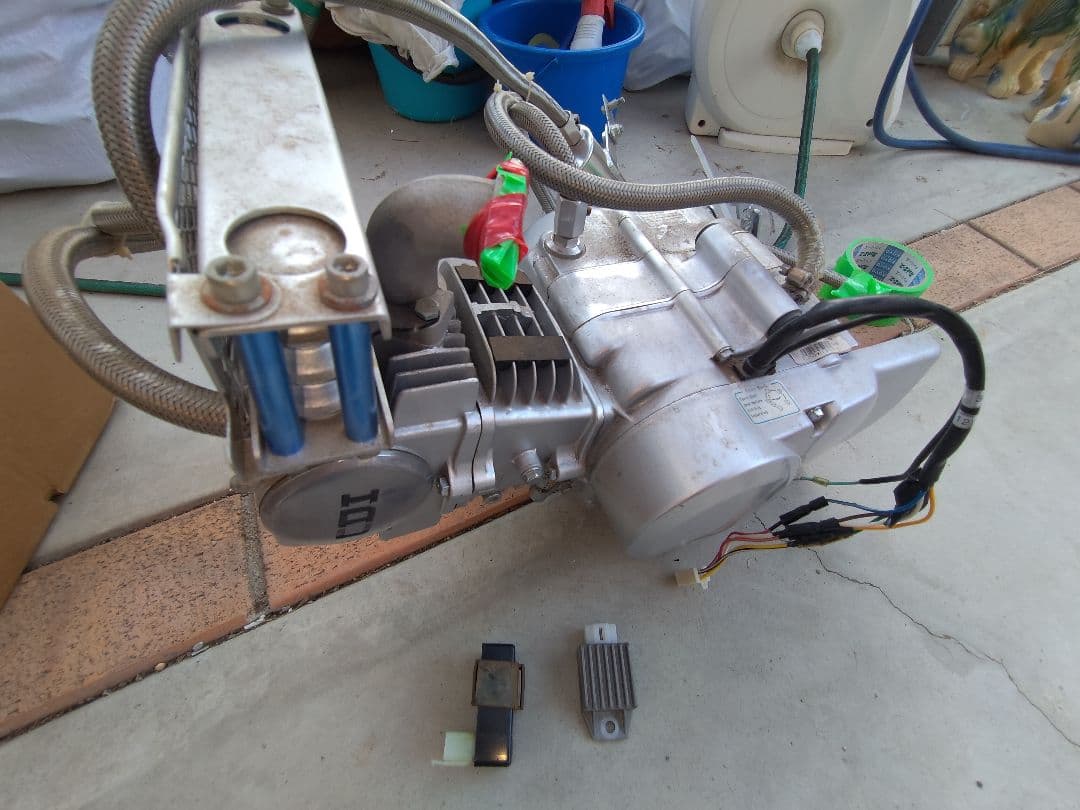 ミニモト　125cc　エンジン　キットバイク　モンキー　ダックス　中華