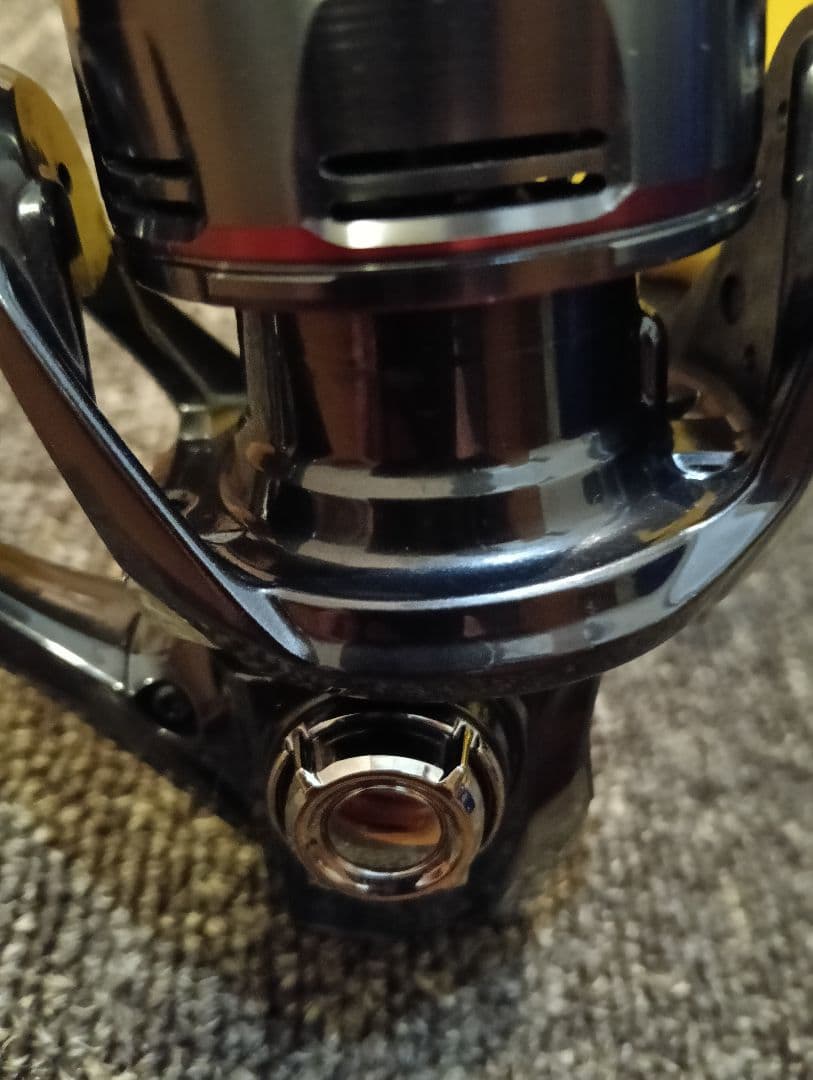 SHIMANO 24VANFORD 2500S スピニングリール