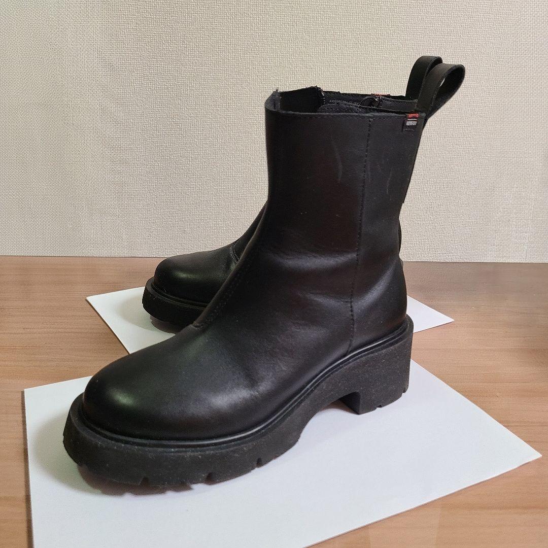 CAMPER　厚底ブーツ