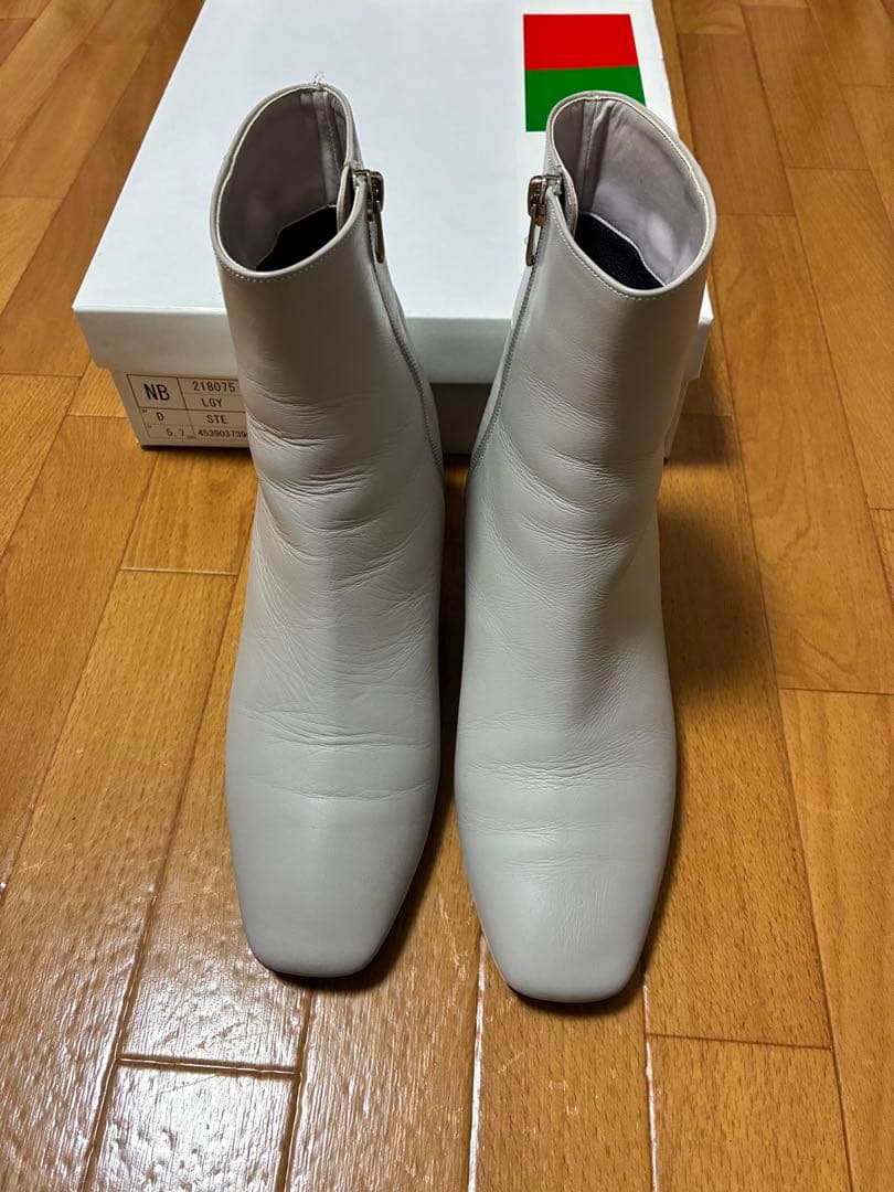 銀座かねまつ⭐︎ 晴雨兼用ショートブーツ⭐︎24.5cm