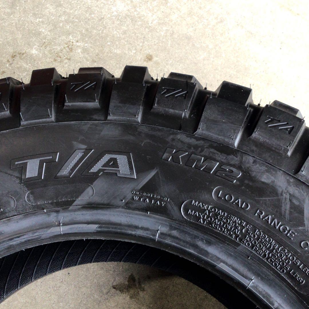 中古 程度良好 LT255/75R17 BFG KM2 2023年製 4本セット